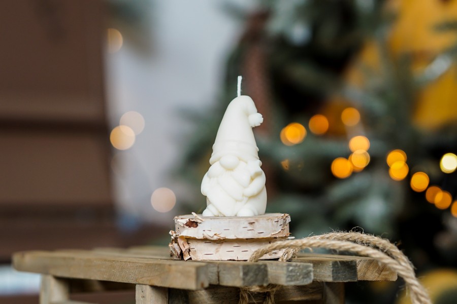 Sojų vaško žvakė "Nykštukas su eglute"